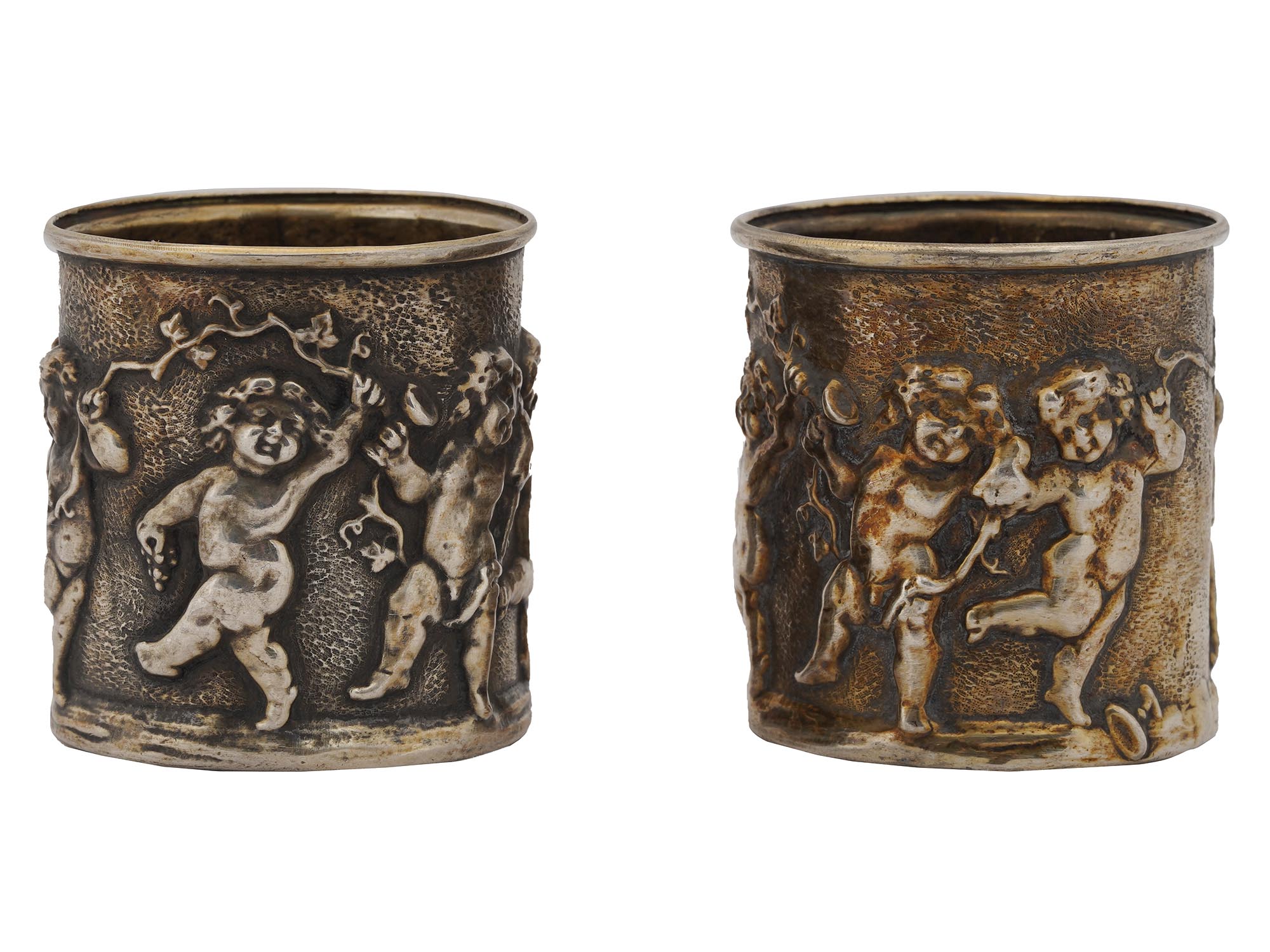 PAIR OF ANTIQUE RUSSIAN SILVER GILT CUPS, 18TH C. PIC-0
